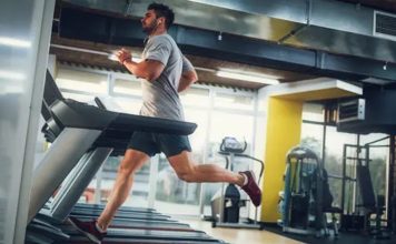 Spor sektöründe sürdürülebilirlik anlayışı her geçen gün daha fazla önem kazanırken, çevre dostu fitness donanımları yeni nesil spor salonlarının ve bireysel kullanıcıların öncelikleri arasında yer almaya başladı. Geleneksel spor ekipmanlarının üretim süreçlerinde kullanılan yüksek enerji tüketimi ve fazla kaynak kullanımı, sektörün daha sürdürülebilir çözümlere yönelmesine neden oluyor. Konulu bir haber görseli.