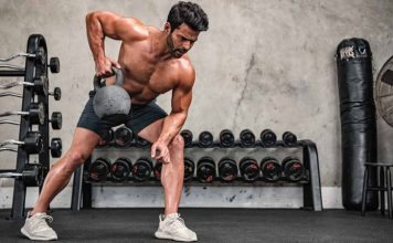 Fitness sektöründe kullanıcı deneyimini belirleyen en önemli unsurlardan biri ekipmanların tasarım özellikleri olarak öne çıkıyor. Spor salonlarında veya ev ortamında kullanılan araçların yalnızca dayanıklı olması yeterli görülmezken, insan vücuduna uyum sağlayan yapıya sahip olması da büyük önem taşıyor. Bu noktada fitness ekipmanları içerisinde ergonomik tasarımlar, hem performansı artırması hem de sakatlanma risklerini azaltması nedeniyle giderek daha fazla tercih ediliyor. Konulu bir haber görseli.
