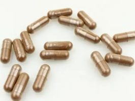 Kas Gelişiminde Fitness Supplementlerinin Rolü Fitness dünyasında kas gelişimi hedefleyen sporcular için antrenman programı kadar beslenme düzeni de büyük önem taşıyor. Düzenli egzersiz yapan birçok kişi, performansını artırmak ve toparlanma sürecini desteklemek amacıyla fitness supplementleri kullanımına yöneliyor. Doğru şekilde kullanıldığında bu ürünler, dengeli beslenme ve düzenli antrenman programının tamamlayıcı bir parçası olabiliyor. Konulu bir haber görseli.