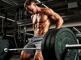 Kas Gücünü Artıran Fitness Antrenman Teknikleri Kas gücü, yalnızca daha ağır ağırlık kaldırabilmek anlamına gelmez. Günlük yaşam kalitesini artıran, spor performansını geliştiren ve sakatlık riskini azaltan en önemli fiziksel özelliklerden biri olarak kabul edilir. Bu nedenle fitness ile ilgilenen bireylerin büyük bölümü yalnızca kas hacmini değil, aynı zamanda kas kuvvetini de geliştirmeyi hedefliyor. Bilimsel araştırmalar, doğru planlanan antrenman programlarının kasların daha verimli çalışmasını desteklediğini ve uzun vadede önemli gelişmeler sağlayabildiğini ortaya koyuyor. Konulu bir haber görseli.