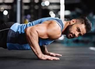 Fitness dünyası, bilimsel araştırmalar, teknolojik gelişmeler ve değişen yaşam tarzlarıyla birlikte sürekli yenileniyor. Geçmişte yalnızca ağırlık kaldırma ve klasik kardiyo çalışmalarına dayanan antrenman anlayışı, günümüzde daha kapsamlı ve kişiselleştirilmiş yöntemlere dönüşüyor. Yeni dönem yaklaşımlar, performansı artırmayı, sakatlanma riskini azaltmayı ve daha sürdürülebilir bir spor alışkanlığı oluşturmayı hedefliyor. Konulu bir haber görseli.