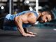 Yeni Nesil Fitness Antrenman Trendleri Fitness dünyası, bilimsel araştırmalar, teknolojik gelişmeler ve değişen yaşam tarzlarıyla birlikte sürekli yenileniyor. Geçmişte yalnızca ağırlık kaldırma ve klasik kardiyo çalışmalarına dayanan antrenman anlayışı, günümüzde daha kapsamlı ve kişiselleştirilmiş yöntemlere dönüşüyor. Yeni dönem yaklaşımlar, performansı artırmayı, sakatlanma riskini azaltmayı ve daha sürdürülebilir bir spor alışkanlığı oluşturmayı hedefliyor. Konulu bir haber görseli.